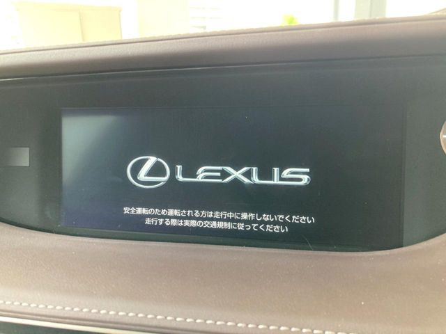 LS500h バージョンL