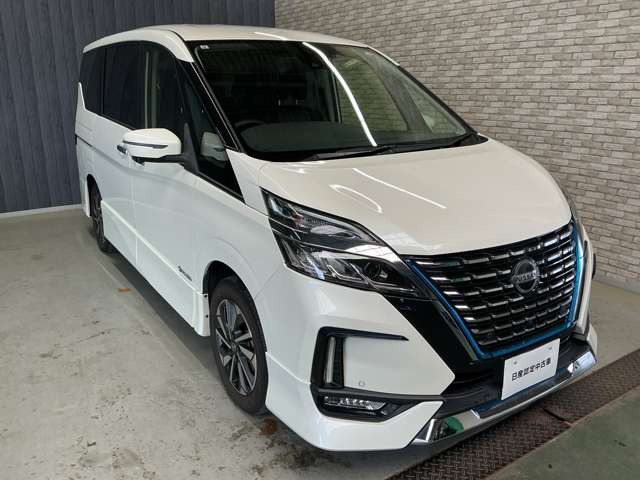 セレナ1.2 e-POWER ハイウェイスターV