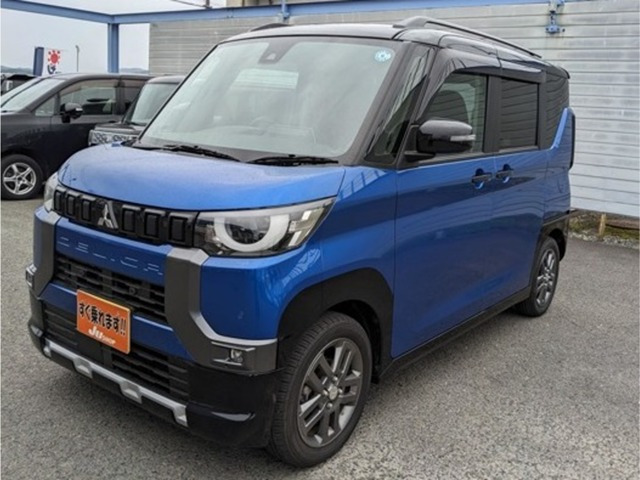 デリカミニT プレミアム 4WD