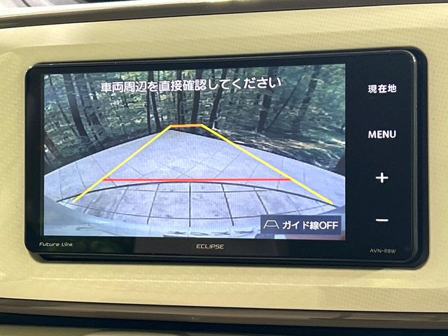 【バックカメラ】駐車時に後方がリアルタイム映像で確認できます。大型商業施設や立体駐車場での駐車時や、夜間のバック時に大活躍!運転スキルに関わらず、今や必須となった装備のひとつです!