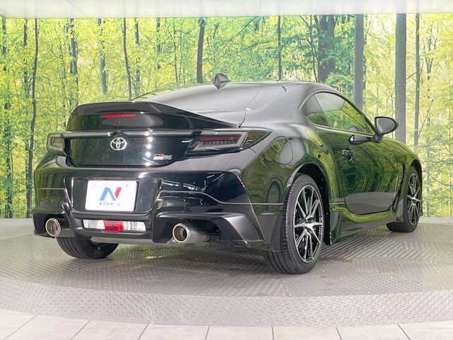 �������x�̃K���X�疌�ŝ����͂������A�㎿�ȃc���E����������B���O����_���J�����؂Ȉ��Ԃ�ی삵�A�F�����E�򉻂�h�~�B�u�e�X�v���b�V���R�[�g�v�A�u�e�v���~�b�T�R�[�g�v���炨�I�т��������܂��B