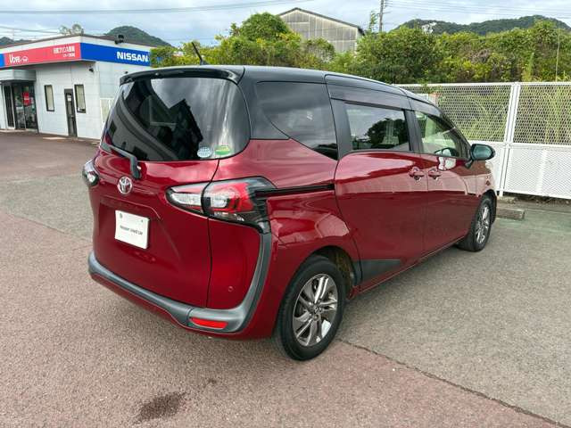 シエンタ1.5 G クエロ