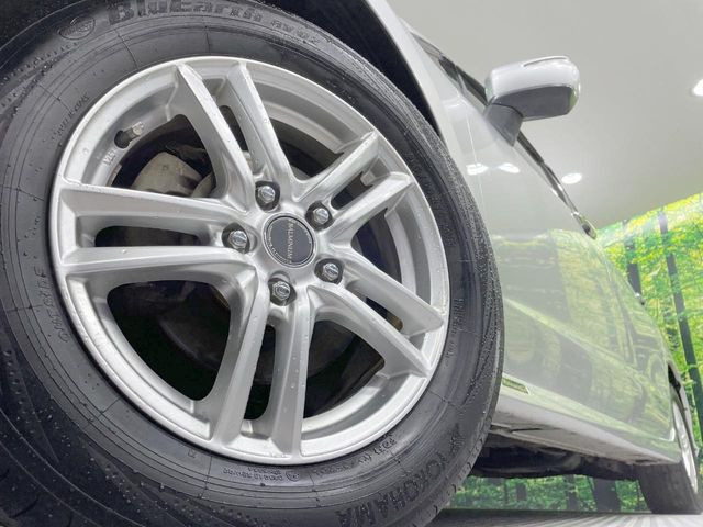 �y16�C���`�A���~�z�C�[���z�O�ςɃ}�b�`�����A���~�z�C�[���𑕒����Ă���܂��B�e��A���~�z�C�[����A�X�^�b�h���X�^�C�����戵�����Ă���܂��B���񂲑��k����������