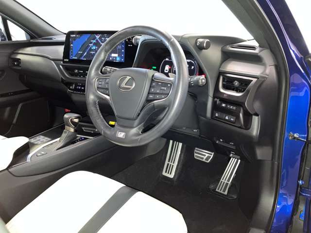 UX250h Fスポーツ
