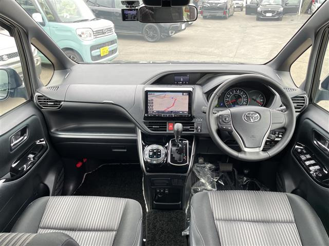 ヴォクシー2.0 ZS 煌