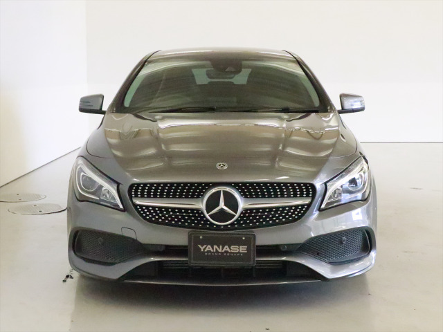 CLAシューティングブレークCLA180 AMGスタイル