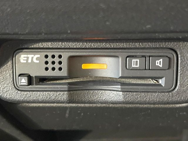 【ETC】高速道路の料金所をストレスなく通過!話題のスポットやサービスエリアに多い「スマートIC」利用時は必須のアイテムです。当店でセットアップを実施、ご納車当日からすぐにご利用いただけます!