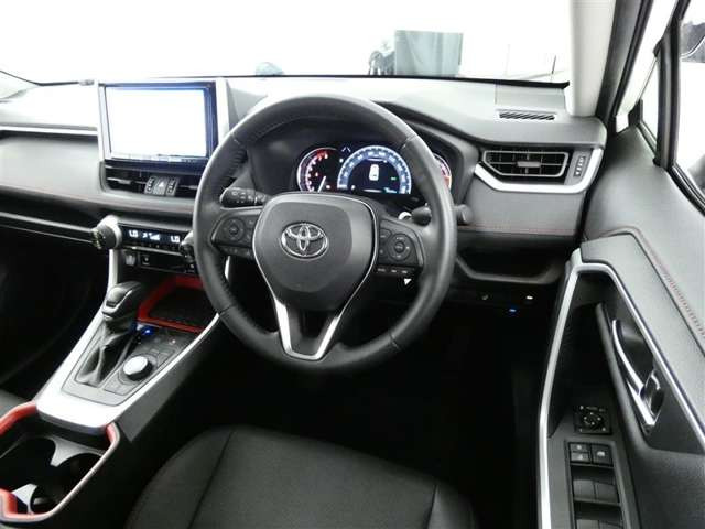 RAV42.0 アドベンチャー オフロードパッケージ 4WD
