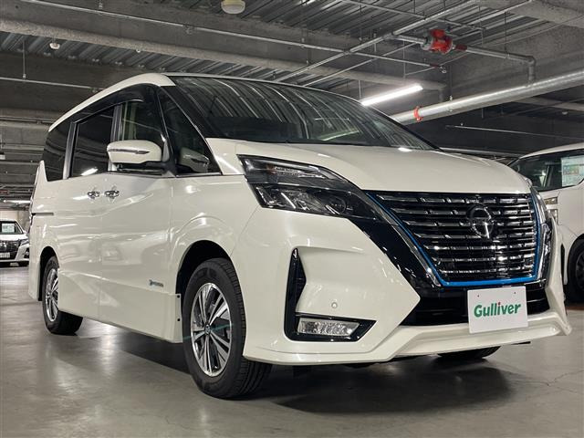 セレナ1.2 e-POWER ハイウェイスターV