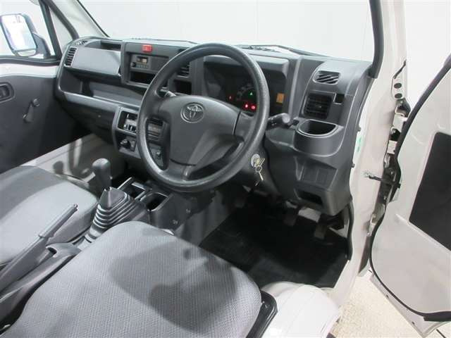 ピクシストラックスタンダード 4WD