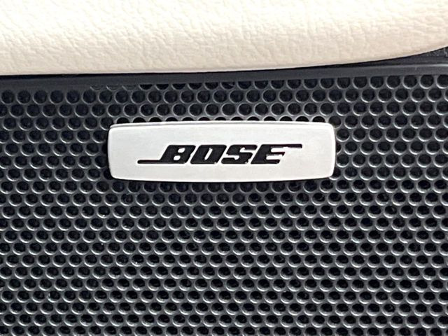 【BOSEサウンドシステム付き純正ナビ】充実のナビ機能はもちろん、高度なチューニング能力が搭載されており、高音質な音楽をお楽しみいただけます♪