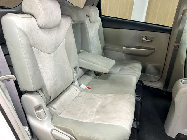 TRENOS�ɂ͑����A�Ԏ�l�X�ȍ݌ɂ��������܂��B�����Ƃ��C�ɓ���̈��ɏo���͂��ł���