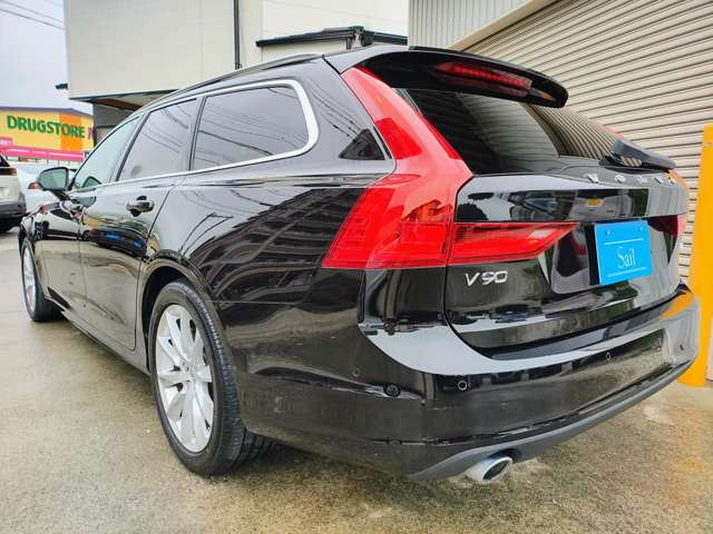 V90D4 モメンタム ディーゼル