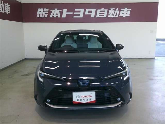 カローラ1.8 ハイブリッド W×B