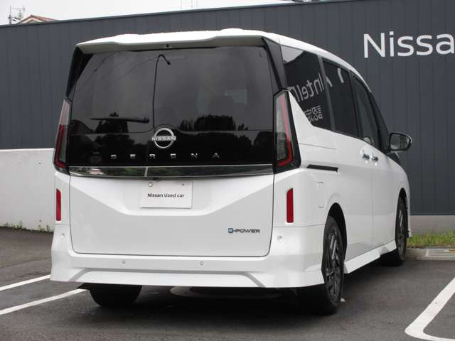 セレナ1.4 e-POWER ハイウェイスターV