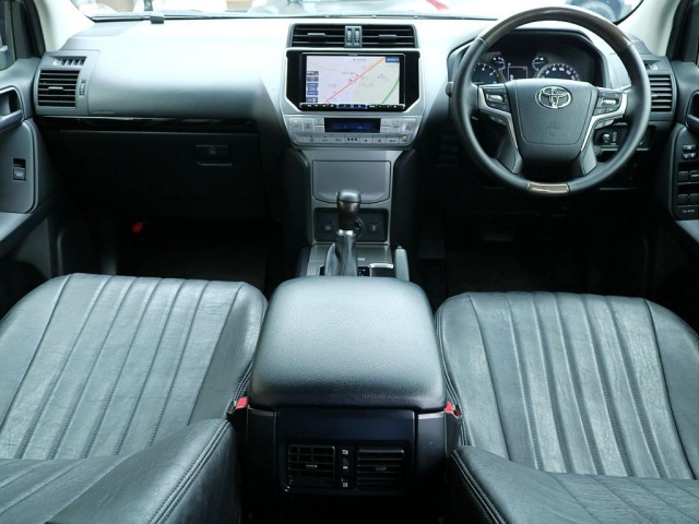 ランドクルーザープラド2.7 TX 4WD