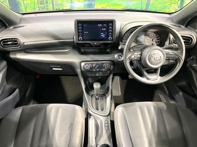 ヤリス1.0 X
