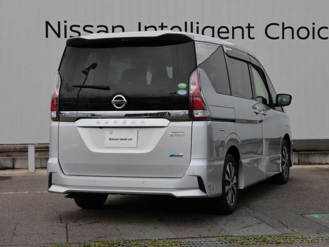 セレナ2.0 ハイウェイスター プロパイロット エディション