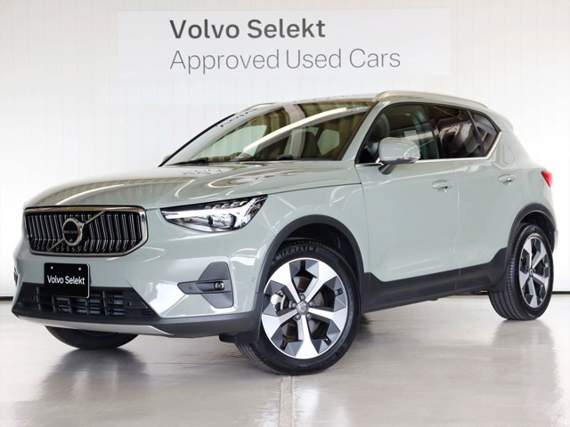 XC40ウルトラ B4 AWD 4WD