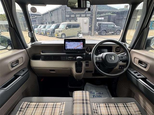 N-BOXジョイ モノトーン