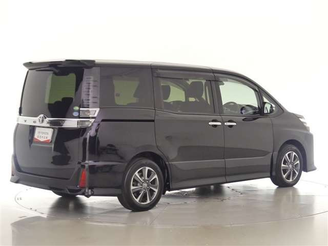 ヴォクシー2.0 ZS 煌