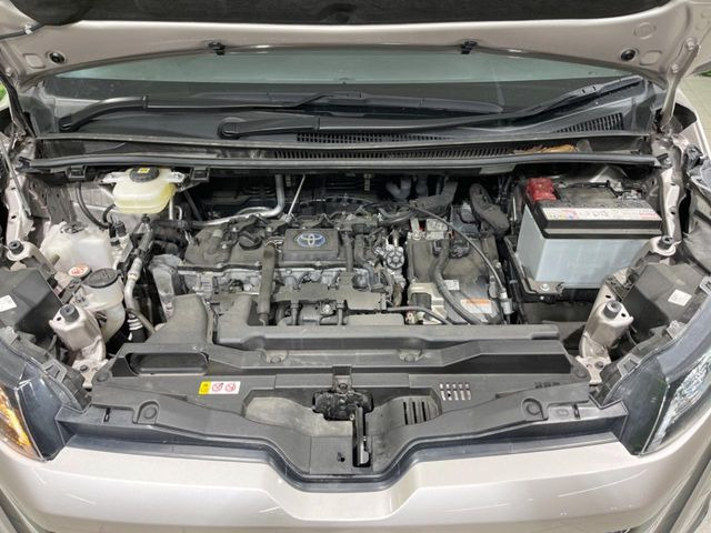 親切・丁寧な専門メカニックスタッフが応対!・車検・点検整備・事故等の修理などアフターサービスも安心。お車のカスタマイズもネクステージのサービススタッフまでご相談ください!