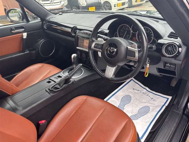 ロードスター2.0 VS RHT