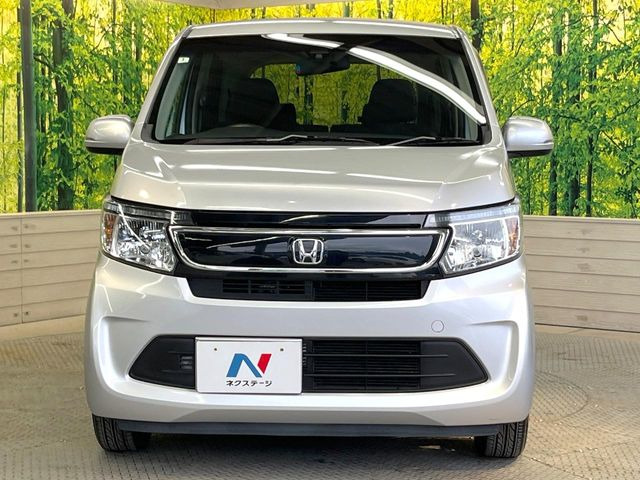 弊社では、全車『修復歴なし』のお車のみ取り扱っております。専任バイヤーによる厳選した仕入れの後、入庫後の車両チェックを行い、ネクステージが認定した高品質な中古車をご提供しております。