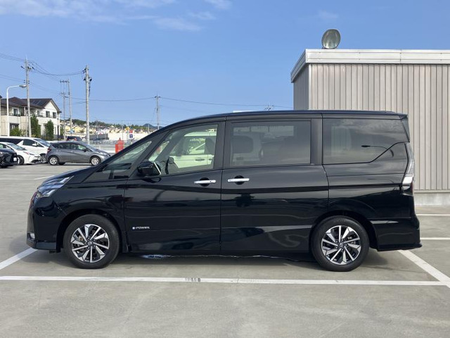 セレナ1.2 e-POWER XV エアロ