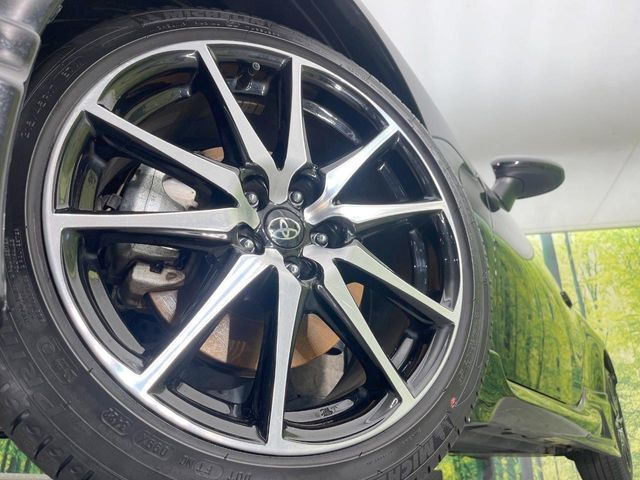 �y�����A���~�z�C�[���z�O�ςɃ}�b�`���������A���~�z�C�[���𑕒����Ă���܂��B�e��ЊO�A���~�z�C�[����A�X�^�b�h���X�^�C�����戵�����Ă���܂��B���񂲑��k����������