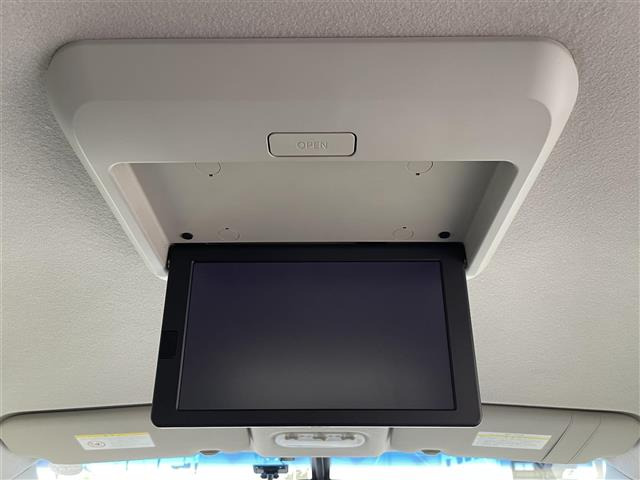 セレナ2.0 ハイウェイスター S-HYBRID