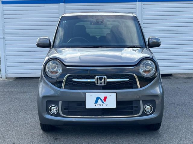弊社では、全車『修復歴なし』のお車のみ取り扱っております。専任バイヤーによる厳選した仕入れの後、入庫後の車両チェックを行い、ネクステージが認定した高品質な中古車をご提供しております。