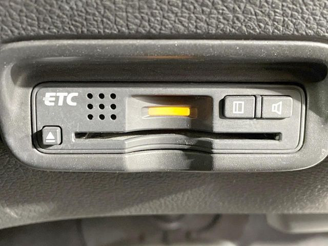【ETC】高速道路の料金所をストレスなく通過!話題のスポットやサービスエリアに多い「スマートIC」利用時は必須のアイテムです。当店でセットアップを実施、ご納車当日からすぐにご利用いただけます!
