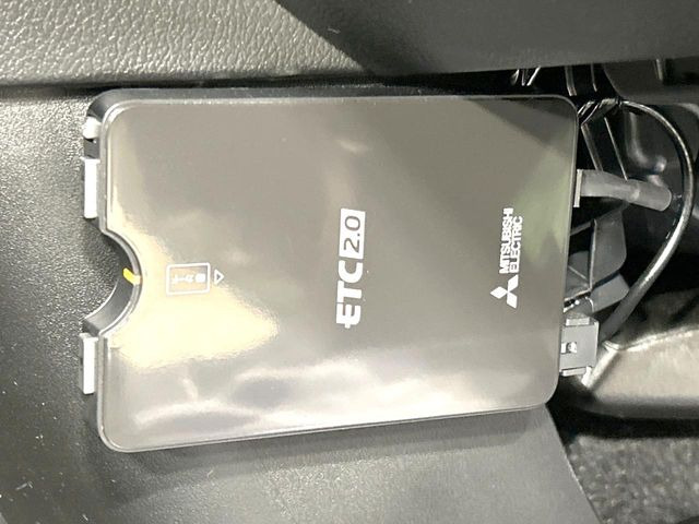 【ETC】高速道路の料金所をストレスなく通過!話題のスポットやサービスエリアに多い「スマートIC」利用時は必須のアイテムです。当店でセットアップを実施、ご納車当日からすぐにご利用いただけます!
