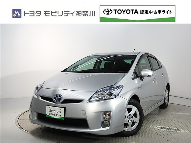 プリウス1.8 S