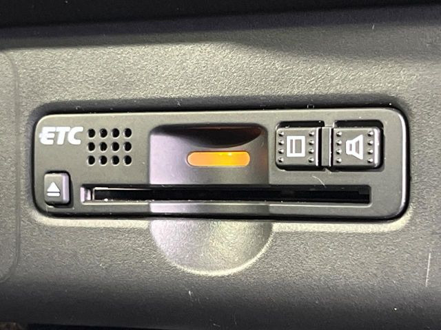 【ETC】高速道路の料金所をストレスなく通過!話題のスポットやサービスエリアに多い「スマートIC」利用時は必須のアイテムです。当店でセットアップを実施、ご納車当日からすぐにご利用いただけます!