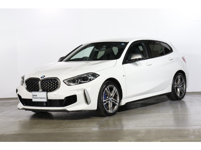 1シリーズM135i xドライブ 4WD