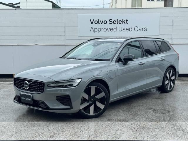 V60ウルトラ T6  AWD プラグインハイブリッド 4WD