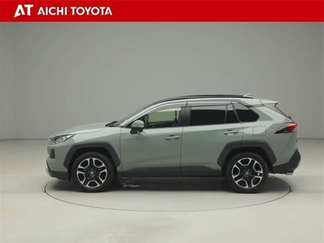 RAV42.0 アドベンチャー 4WD