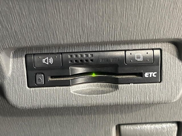 【ETC】高速道路の料金所をストレスなく通過!話題のスポットやサービスエリアに多い「スマートIC」利用時は必須のアイテムです。当店でセットアップを実施、ご納車当日からすぐにご利用いただけます!