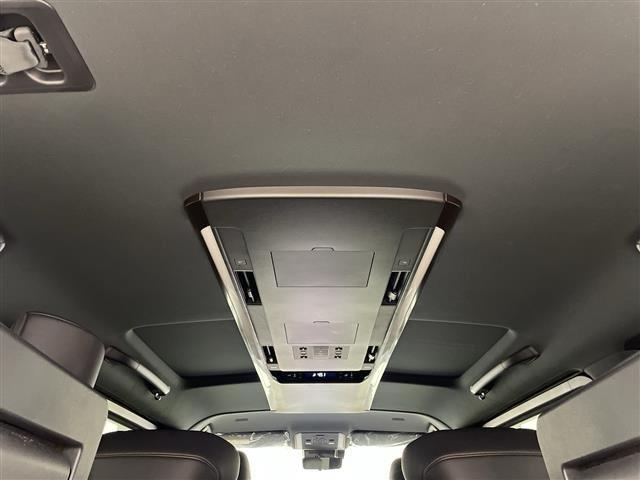 ヴェルファイアハイブリッド 2.5 Z プレミア E-Four 4WD