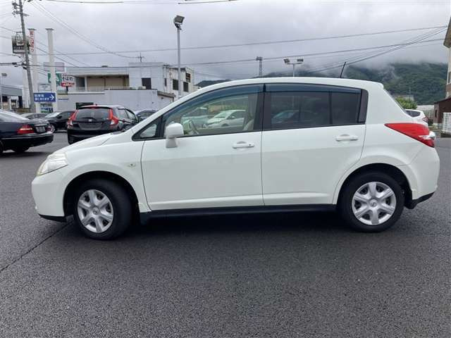 ティーダ1.5 15M FOUR 4WD