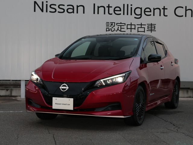 リーフX Vセレクション 90周年記念車