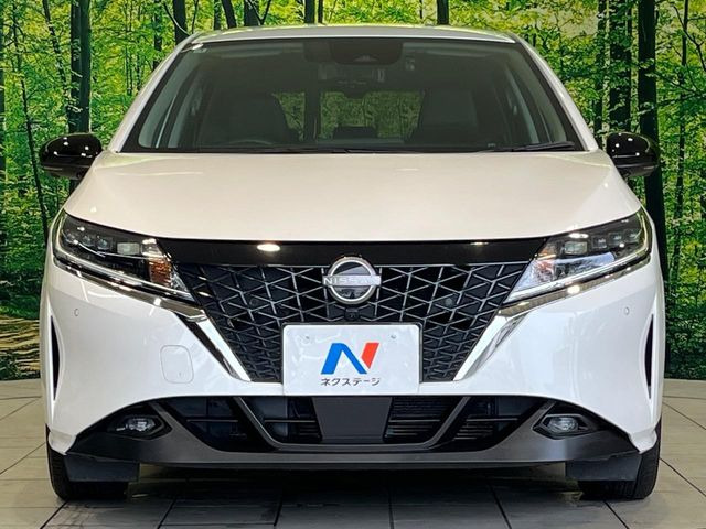 弊社では、全車『修復歴なし』のお車のみ取り扱っております。専任バイヤーによる厳選した仕入れの後、入庫後の車両チェックを行い、ネクステージが認定した高品質な中古車をご提供しております。