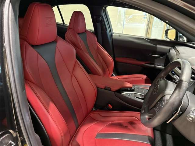 UX250h Fスポーツ