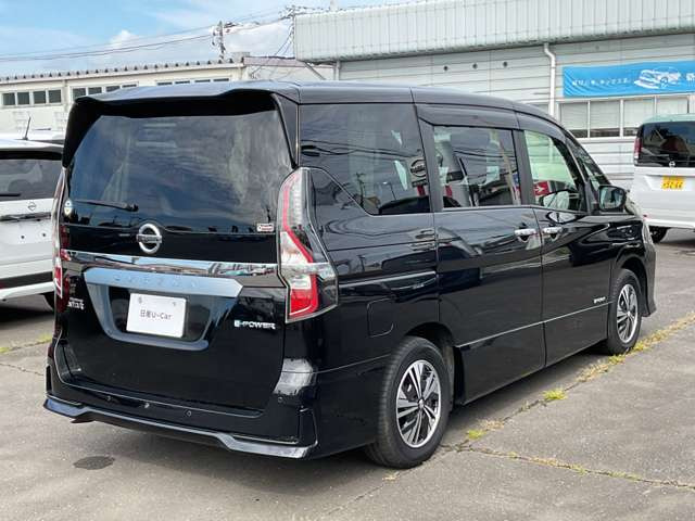 セレナ1.2 e-POWER ハイウェイスターV