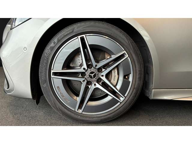 CクラスC200 アバンギャルド AMGラインパッケージ (ISG)