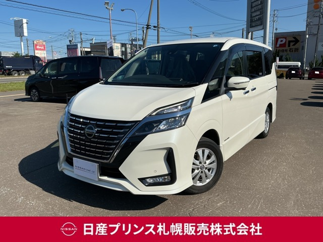 セレナ2.0 ハイウェイスターV 4WD