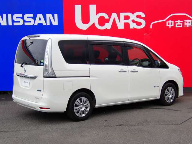 セレナ2.0 20X Vセレクション+Safety S-HYBRID