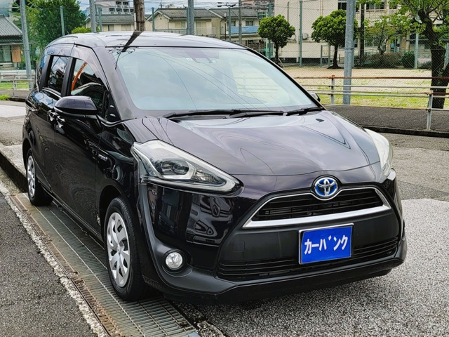 シエンタハイブリッド 1.5 G クエロ